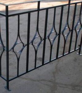 металлические перила лестницу доме