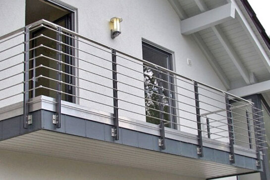 Металлические ограждения балконов