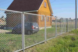 забор из сетки рабицы