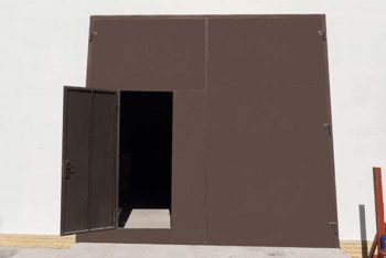 Ворота промислових будівель, Київ, Україна