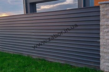 Забор из профнастила Киев - цена, установка, обслуживание заборов из профнастила