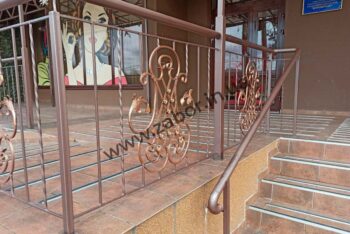 Перила металличсекие