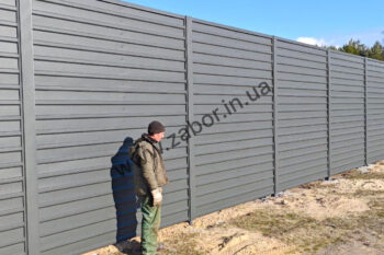 Паркан з профнастілу