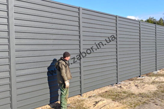Паркан з профнастілу