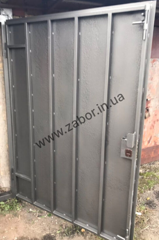 Гаражні ворота